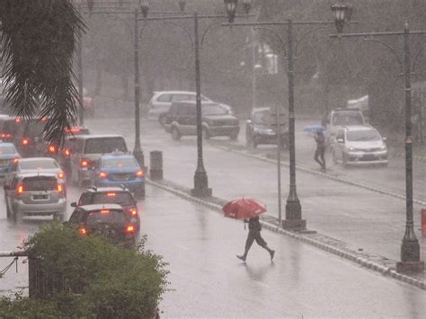 Jakarta Bakal Diguyur Hujan Sejak Siang