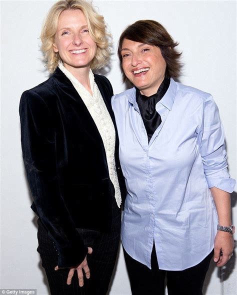 Eat Pray Love Author Reveals She Is In A Lesbian Relationship
