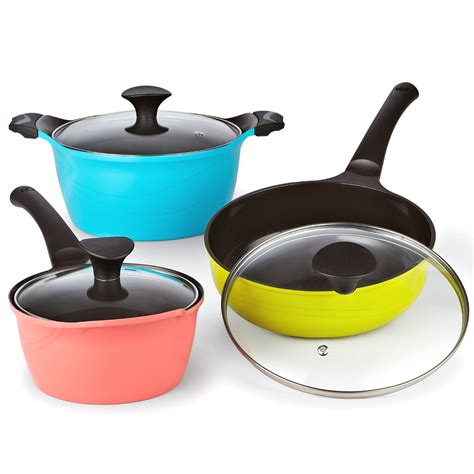 They're actually very rarely made entirely of ceramic, but instead, feature a ceramic coating which is bonded to the surface of the pan. 10 Best Ceramic Non-Stick Cookware Sets