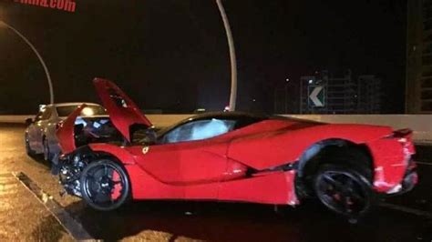 Laferrari Heavily Wrecked After Crashing In Shanghai