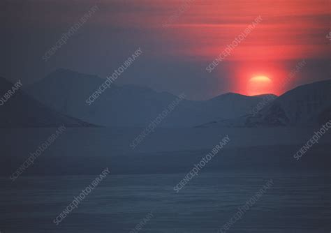 Arctic Sunrise Stock Image E2050073 Science Photo Library