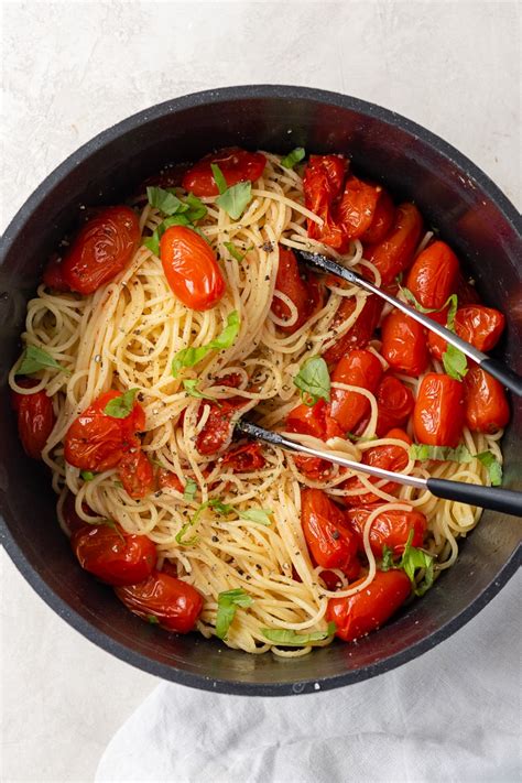 How to make spaghetti sauce from tomato sauce. Pin on Pasta-Licious