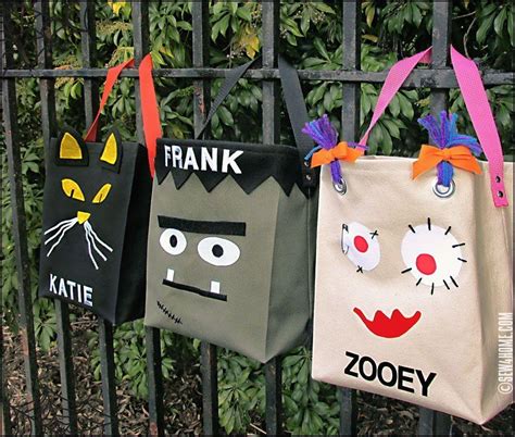 25 Halloween Trick Or Treat Bags The Goodie Bag Ideas You Need Obsigen