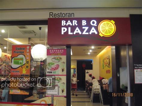 It is ideally appropriate for spa/relax, family, luxury, shopping, romance/honeymoon getaway. LiangMui 38 Zone: Dinner @ Bar-B-Q Plaza, Sunway Pyramid