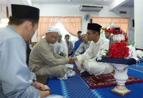 Kelantan has decided to allow 'akad nikah' or marriage solemnisation ceremonies to be held with a maximum of 20 people present. Myjottings898: Majlis Akad Nikah Adik (Nor Amalina)