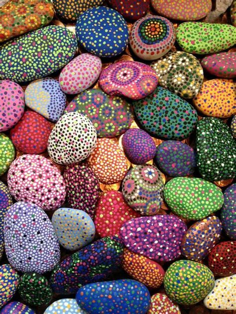 Rocks Painted With Acrylic Paint The Spray Painted With A Clear Gloss Beautiful Painted