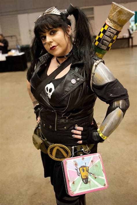 Photos Here Are 50 Women In Awesome Costumes At St Louis Comic Con St Louis St Louis