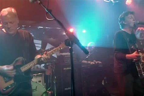 Paul Mccartney And David Gilmour Rock A Beatles Classic At The Cavern