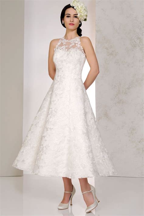 Shop new, sample, or preowned & save! 6 of the best short wedding dresses | Wedding Ideas magazine