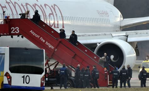 Ethiopian Co Pilot Hijacks Jet Then Asks For Asylum In Geneva The New York Times