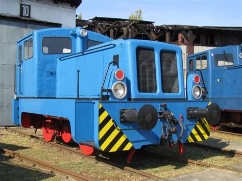 Diesellokomotive BR 102 -DR- im Mecklenburgisches Eisenbahn- und Technikmuseum (Bw)Schwerin, 27 ...