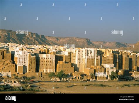 Asia Yemen Shibam Manhattan Of Desert Stock Photo Alamy