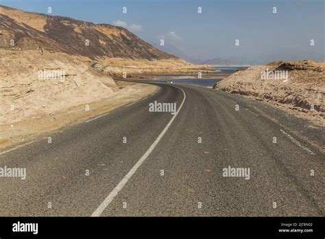 Road To Lake Assal In Djibouti Stock Photo Alamy