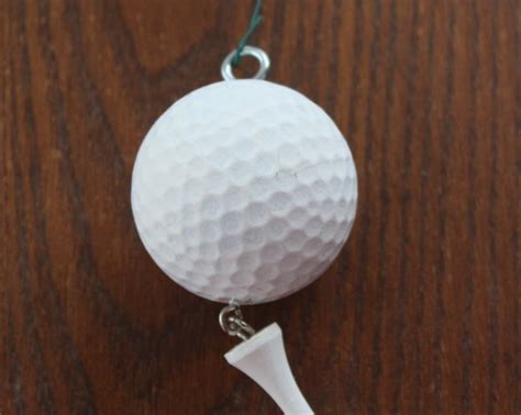 Do it yourself divas created this awesome christmas tree ornament using gold pearls. A Sweet Simple Southern Life: DIY Christmas Golf Ball Ornaments