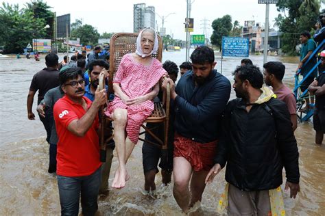 Photos Monsoon Floods Kill Hundreds In Kerala India Vox