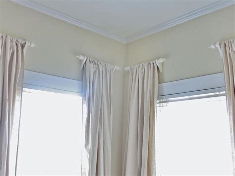 You want your windows to look nice and you want to stop people from peeping in. Window Treatment Ideas | HGTV