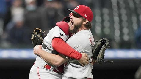 Cincinnati Reds Pitcher Wade Miley Throws 17th No Hitter In Franchise