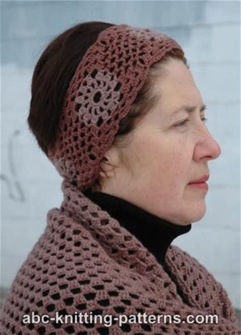 What a fun idea to make this spring! Crochet Patterns Galore - Square Motif Headband