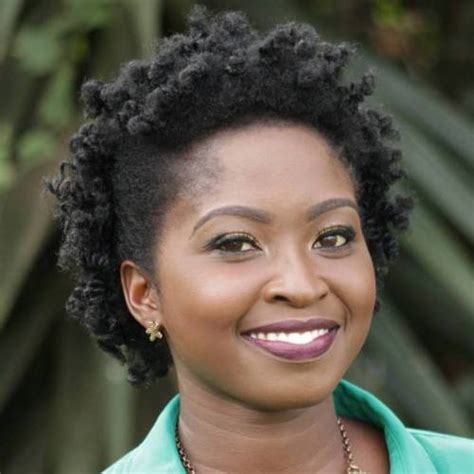 75 Most Inspiring Natural Hairstyles For Short Hair In 2019