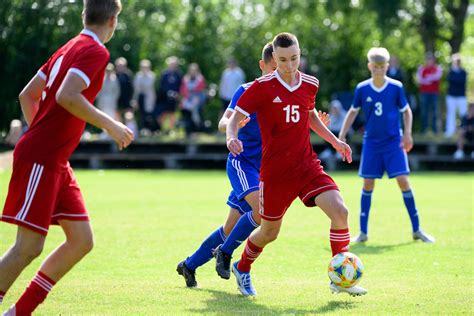 MFF värvar Viggo Ekh en 16 årig Division 1 spelare som inleder i P17