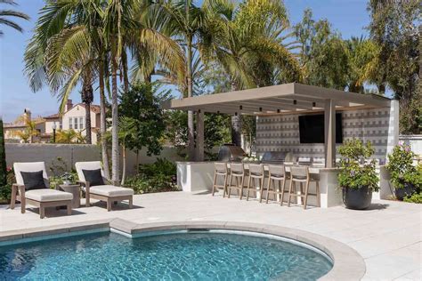 Pool Cabana Ideas For A More Luxurious Backyard