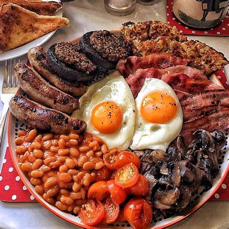 Full English Breakfast 🔝 📷fryuppolice 👉follow The Amazing Instagram