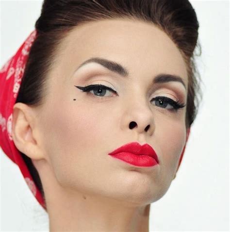 Maquillage Pin Up Le Style Rétro Des Années 50