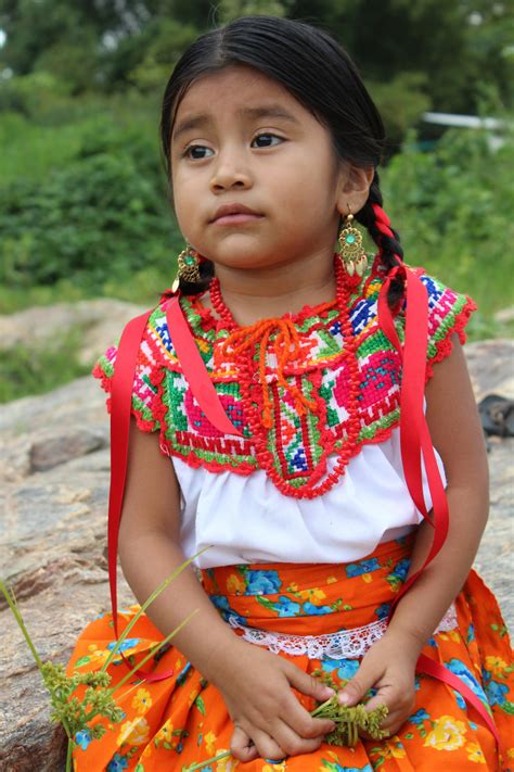 Fotos Gratis Persona Gente Niña Jugar Niño Sonreír Vestir Mujer Méjico Infantil