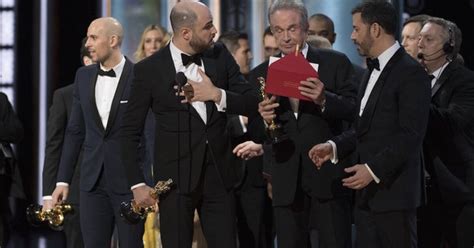 Pwc Apologizes For Best Picture Mix Up At Oscars