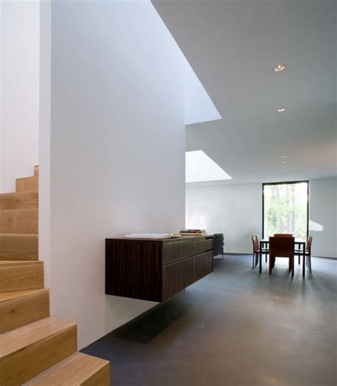 20 Beautiful Minimalist Stairs Design Ideas For Your Home