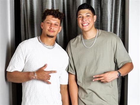 Who Is Patrick Mahomes Brother All About Jackson Mahomes Yahoo Sports
