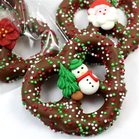 Christmas Chocolate Covered Pretzel Maple Mollys