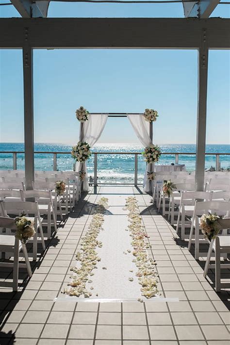 .zuma beach in malibu, california, the sunset restaurant provides all your wedding needs in one from the bride: Malibu West Beach Club Weddings | Get Prices for Wedding ...