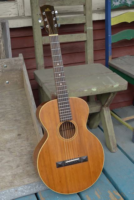 1926 Gibson L 1 Flattop Guitar