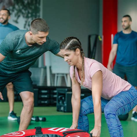 Get A Male Or Female Personal Trainer Fitness First Uae