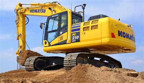 New front meter panel and easy cab entry and exit Komatsu Excavators Prices for 2020 - New & Used Pricing