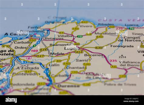 Lugo España Aparece En Un Mapa De Carreteras O En Un Mapa Geográfico