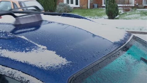 How To Stop Your Windscreen Freezing And Defrost Your Car With These Simple Hacks Daily Record