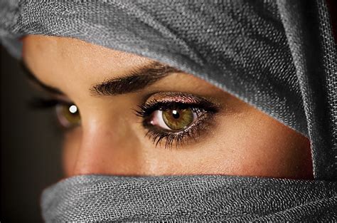 Women Eyes People Muslim Islam Hazel Eyes Scarf Faces Hijab 2544x1680