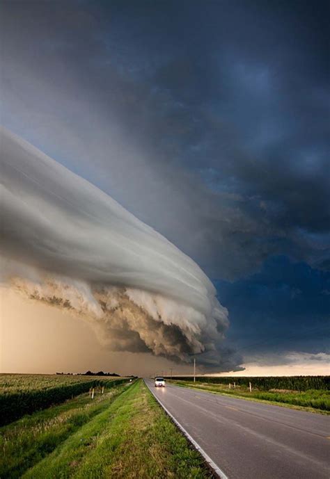 Amazing Cloud Formation Seen Over Nebraska Beautiful Nature Nature