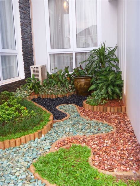 Gaya desain rumah minimalis dan juga sederhana merupakan gaya desain yang lagi naik daun belakangan ini. Desain Rumah Minimalis Panjang Ke Belakang - Jual Bata Ekspos