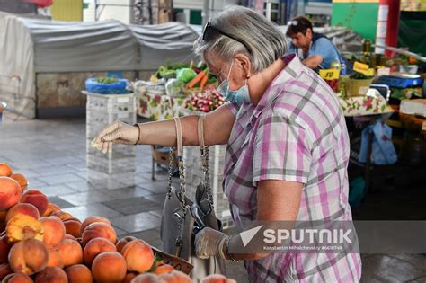Russia Crimea Food Market Sputnik Mediabank