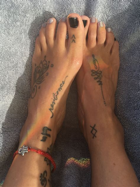 Inked Life Inkedgirl Inked Footfetishnation Toe Tattoos Tattoos