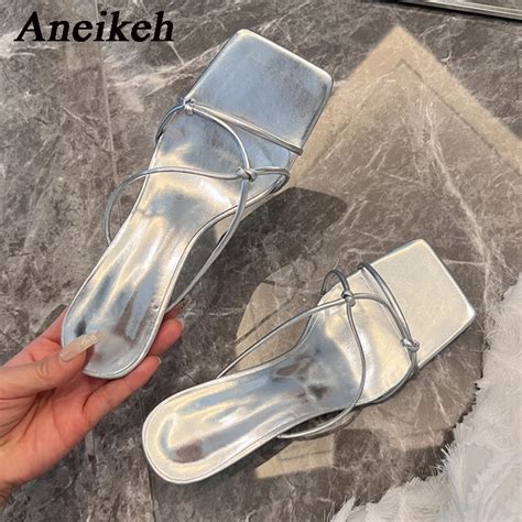Aneikeh 2023 Summer Slippers Women Gladiator Sandals Mules Low Thin