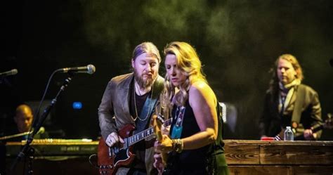 Tedeschi Trucks Band Delivers Fantastic Tribute Filled Performance In Second Nashville Show