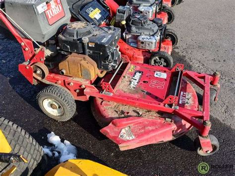 Toro Proline Commercial Push Mower 125hp Gas 32in Cut Roller Auctions