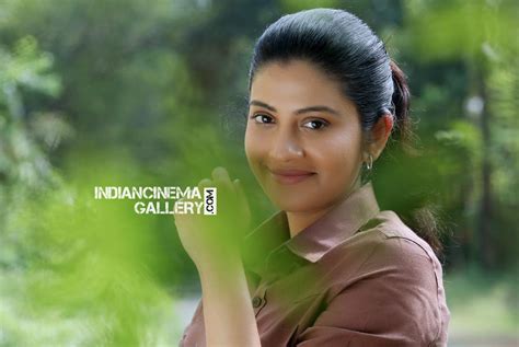 Shivada Nair Photos Stills Gallery Actress Sshivada Nair Hd Images