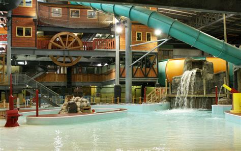 20 Best Indoor Water Parks In Michigan And Nearby States To Explore