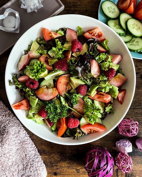 Summer is around the corner and i love this time of year! Summer Salad - Best Way To Replenish Vitamins - Elly's ...