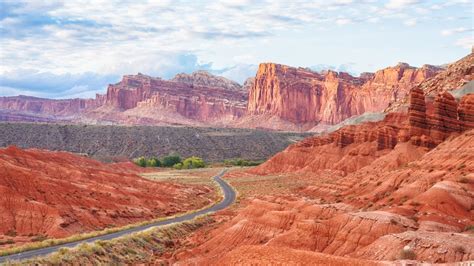 Complete Guide To Capitol Reef National Park Hikes Lodging Mens
